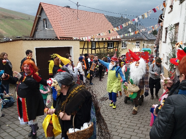 fasching 43106